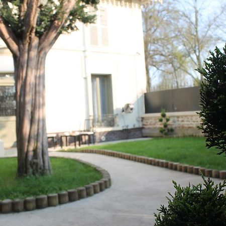 Belle Maison De 5 Pieces Sceaux (Hauts-de-Seine) Exterior foto